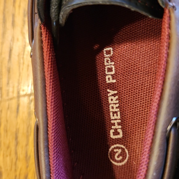 Cherry PoPo Boat Shoes Size 2 - Picture 4 of 9